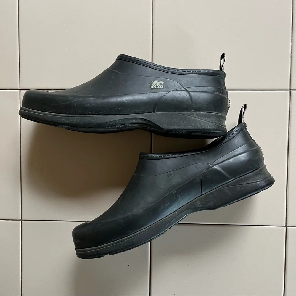 Sorel rubber booties